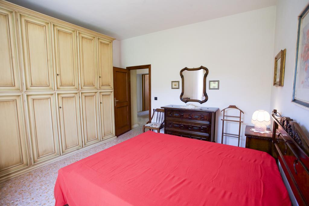 Villa Leo Portoferraio Habitación foto